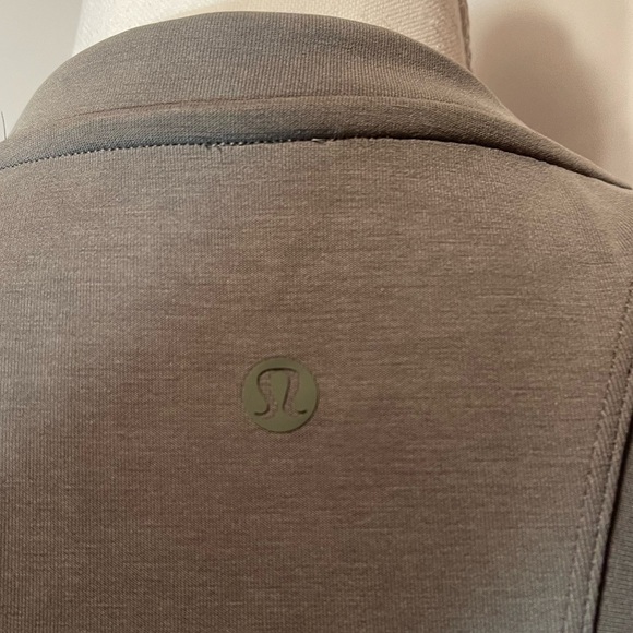 Lululemon Athletica, Elegant Olive Green Maxi Dress - Picture 7 of 8